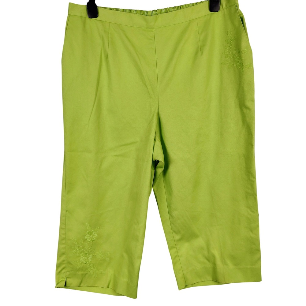Alfred Dunner Womens SZ 18W Capri Pants Lime Green Floral Embroidered Grannycore